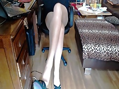 Wank In Pantyhose