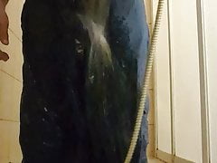 pee in used shorts