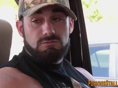 Buff inked stud gets facial cumshot