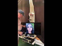 RACY FACE-REAL MOM TRIBUTE 21 CANADIAN DADDY JERKS OFF