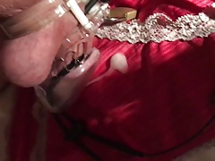 Estim hands free sissygasm