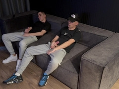 2 PALS FAPPING OFF TOGETHER