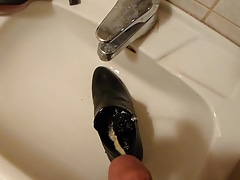 Piss in wifes high cut court shoe
