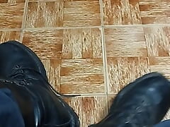enjoy the master's feet and boots