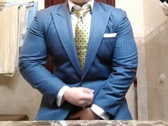 Str8 daddy jerking off in suit 2