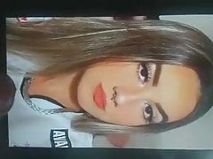 Julia Barreto tomando porra na cara