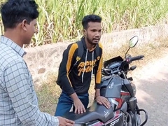 Indian Threesome Gay - A Unique Story Of A Boy And An Unknown Man Who Took His Bike To Go To College - Car Sex - Hindi Voice