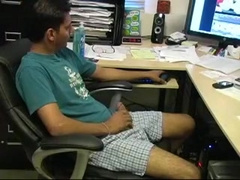 Manny - First Contact