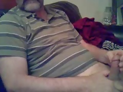 bearded mature guy cumming