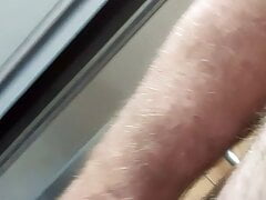 Daddyfuckpig in Midday Lobby Masturbation