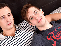 Hung hottie exposing his fucking skills on cam