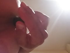 25cm cucumber disapears in my hole