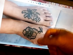 Creaming Rachel Grace Hartleys toes of Leeds