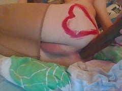 Camboy loves lipstick and with cucumber anal