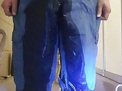 pee in shorts