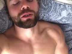 Flexing, Showcasing off