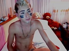 Bubble butt twink Danny's cam show