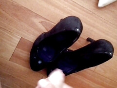 Girlfrend high heel. Cum on black shoe