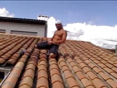 Exhib solo masturbation for this worker