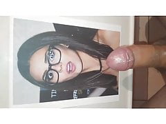 Huge Load of Cum for Victoria Justice