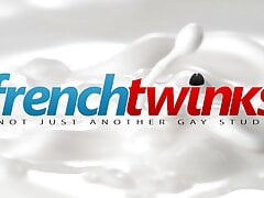 Horny Twinks Threesome
