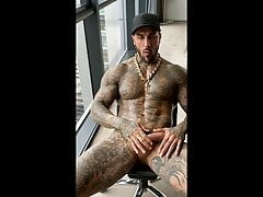 Hot Muscle Tattoo Big Cock Leon Yaki (Yaki boy)