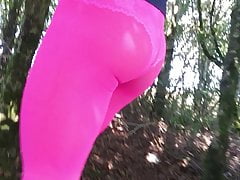 Want to follow me into the woods ?