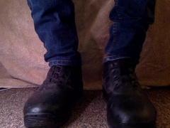 Liquidating my odorous Magnum footwear and perspiring no-showcase socks