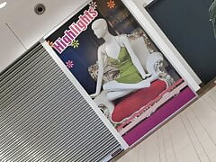 Morning fun in a mall