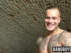 Inked Ryan Cage faps his pecker and flashes us his milky spunk