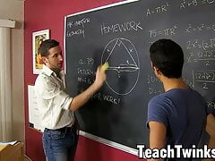 Teacher Tony Hunter anal breeds twink student Dustin Cooper