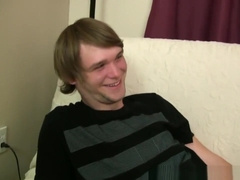 SRB--James gets his feet worshipped