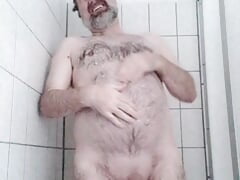 Jerking off in the shower