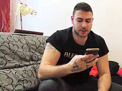 Magic Javi tears up a aficionado rigid