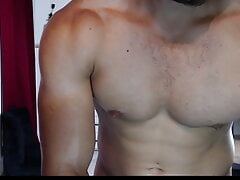 Muscle Hunk Jerking Off - Special