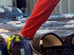 New Balance, Brooks and a Sexy Smooth Slipper