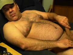 Paul Cums 7