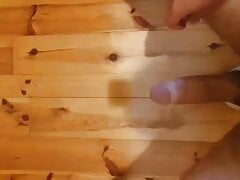 Il faut que je me fasse du bien, vite un orgasme! I need to do myself some good, quick orgasm!