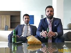 MENATPLAY Latino Dario Beck Anal Rides Hunk Hector de Silva