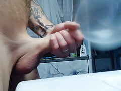 Cum cum in the Kondom