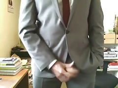 HE PLAY IN OFFICE