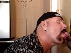 Gloryhole gaydaddy sucks BFs cock in homemade private video