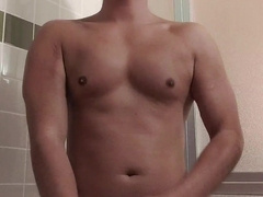 Hefty climax after posing in trunks