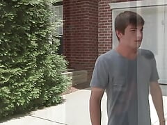 TWINKPOP - Horny Johnny Rapid Finds Dustin Tyler Outside His House & Invites Him For A Quick Fuck