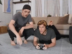 Hard-core Gaming - Chris & Troye