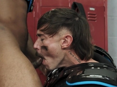 Strong guys duck in the most intense bareback rounds until they fall exhausted