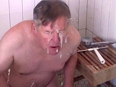 rocko shower cum lickup