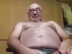 Big cock dad invinting me sit on dads lap