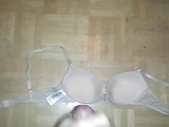 Cum On Bra #7
