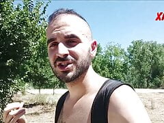 Fully naked in a public park surprise at the end of the vide